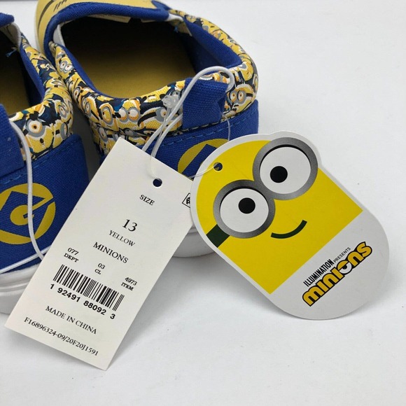NEW Minions Canvas Slip On Shoes Sneakers Kids Unisex Boys Girls 13 - Picture 7 of 7